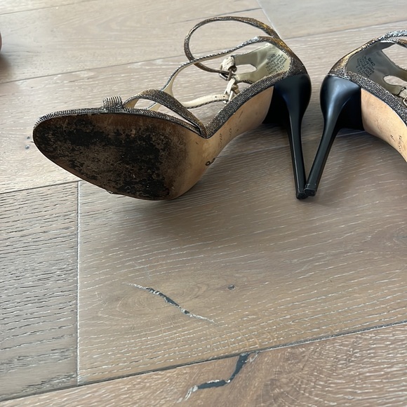 Brian Atwood silver/gold sandal - Picture 8 of 10